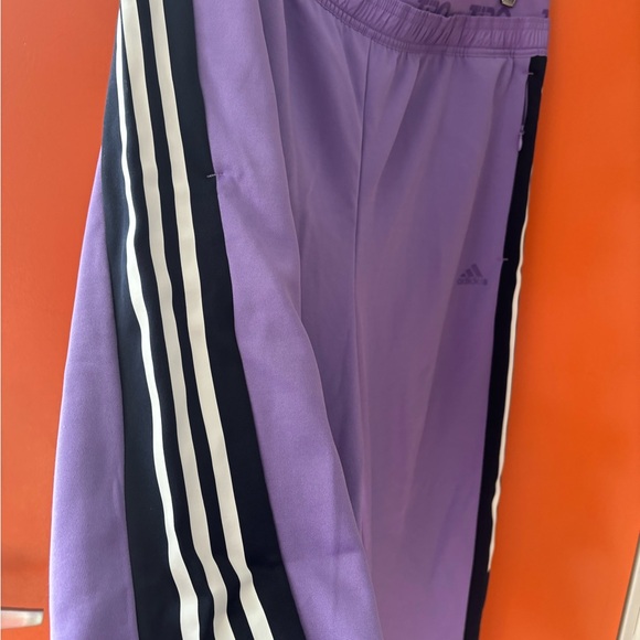 Adidas Tiro Women’s track pants- XL - Picture 4 of 6